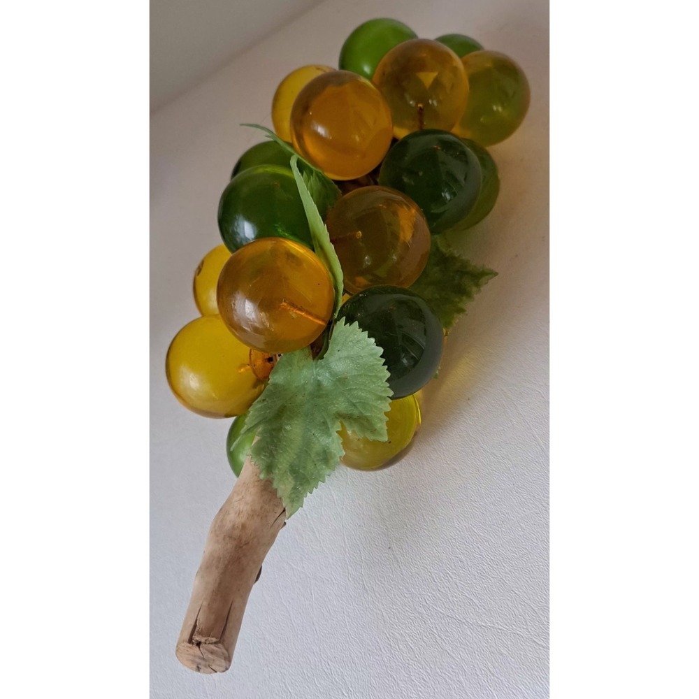 Vtg Lucite Acrylic Green & Yellow Grape Cluster  Driftwood Stem 12"